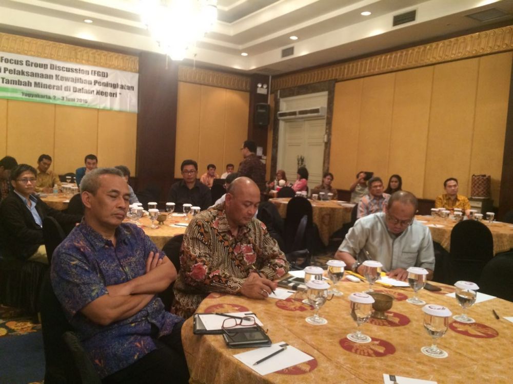 Gallery FGD  “Evaluasi Pelaksanaan Kewajiban Peningkatan Nilai Tambah Mineral di Dalam Negeri” di Yogyakarta 2-3 Juni 2016 14 12