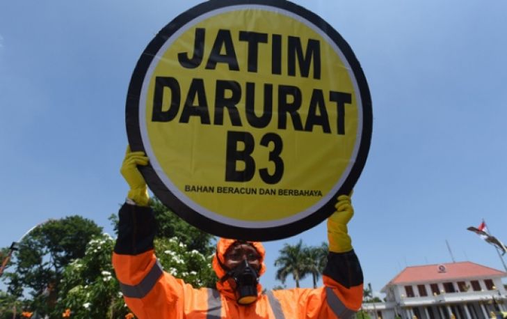 Limbah Berbahaya Dibuang Sembarang, Warga Mojokerto Terganggu
