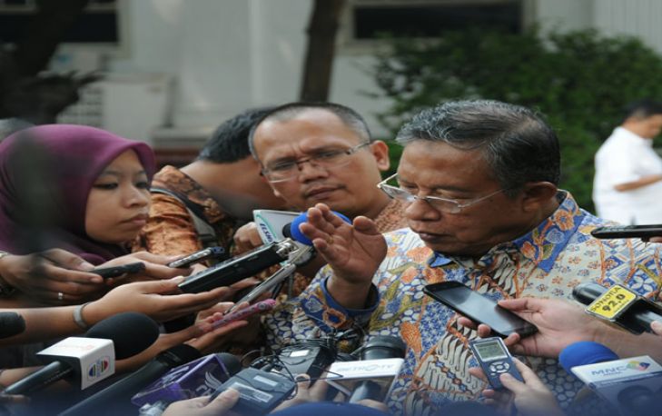 Rapat Singkat, Menko Darmin Bahas Smelter