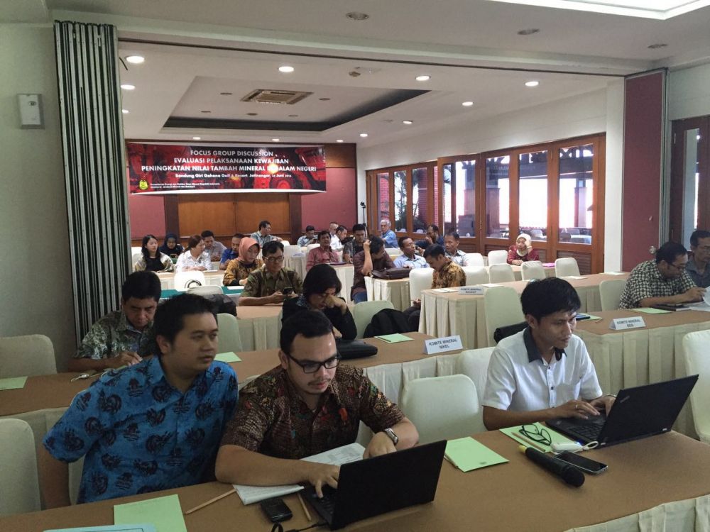 Gallery FGD Evaluasi Pelaksanaan Kewajiban Peningkatan Nilai Tambah Mineral di Dalam Negeri, di Sumedang, tgl 24 Juni 2016 8 f04a27c9_30d2_443d_af35_06e015823d25