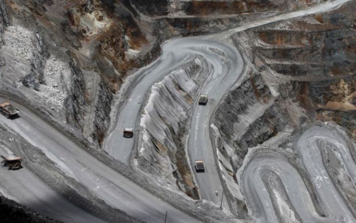 Komisi VII Pertanyakan Keseriusan Freeport Bangun Smelter ke Chappy Hakim