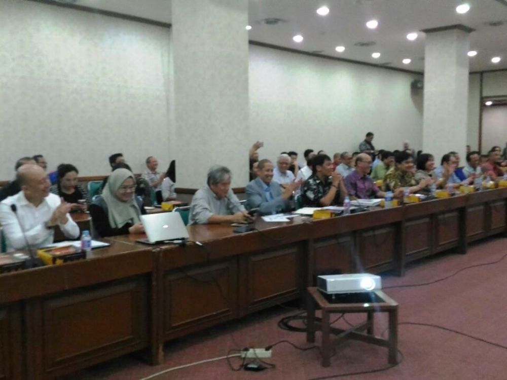 Gallery FGD Pengembangan Industri Smelter, di Gedung Kemenperin, 19 Oktober 2016 1 whatsapp_image_2016_10_19_at_20_55_07