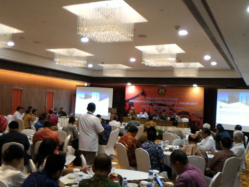 Gallery FGD Kebijakan Hilirisasi Mineral Pasca 12 Jan 2017, di Hotel Borobudur, tanggal 10 Nov 2016 2 whatsapp_image_2016_11_10_at_09_53_54