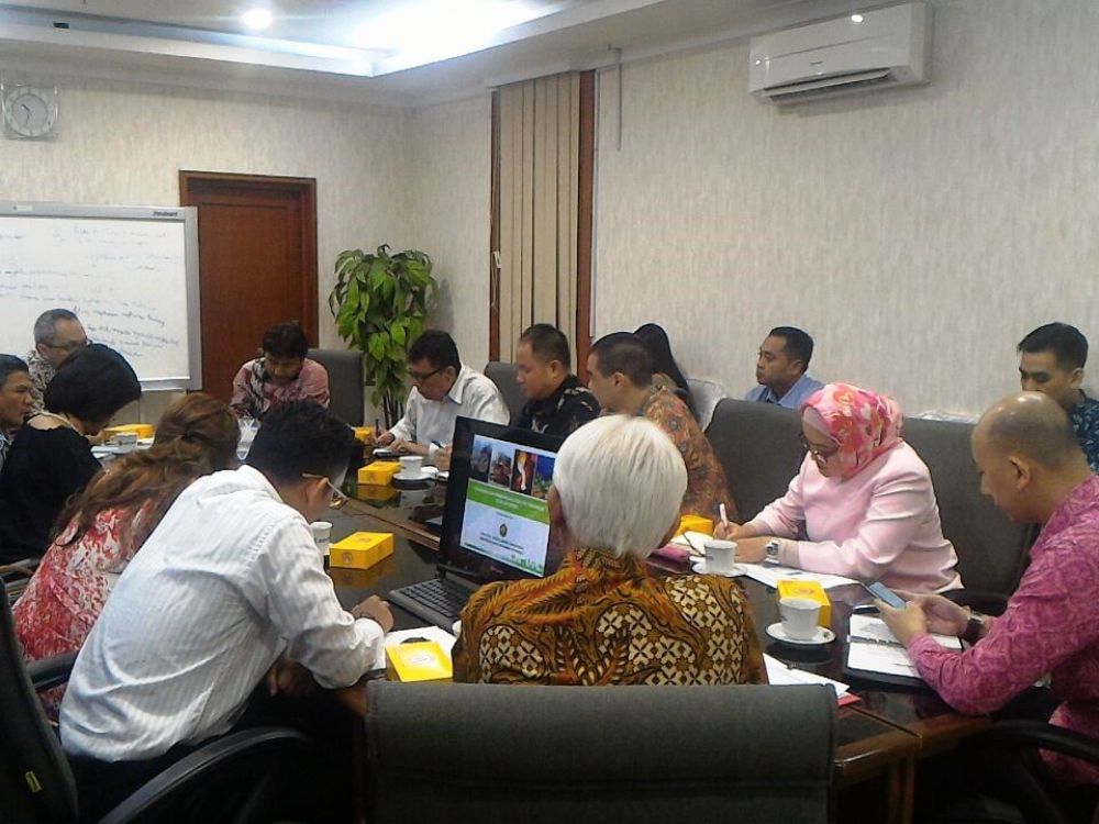 Gallery FGD Rapat Perkembangan Pembangunan Fasilitas Pemurnian Dalam Negeri di Minerba, 30 Nov 2016 2 whatsapp_image_2016_11_30_at_10_27_07