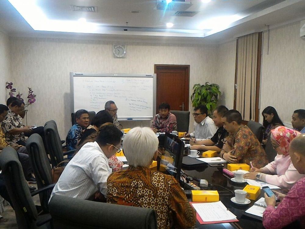 Gallery FGD Rapat Perkembangan Pembangunan Fasilitas Pemurnian Dalam Negeri di Minerba, 30 Nov 2016 3 whatsapp_image_2016_11_30_at_10_27_08
