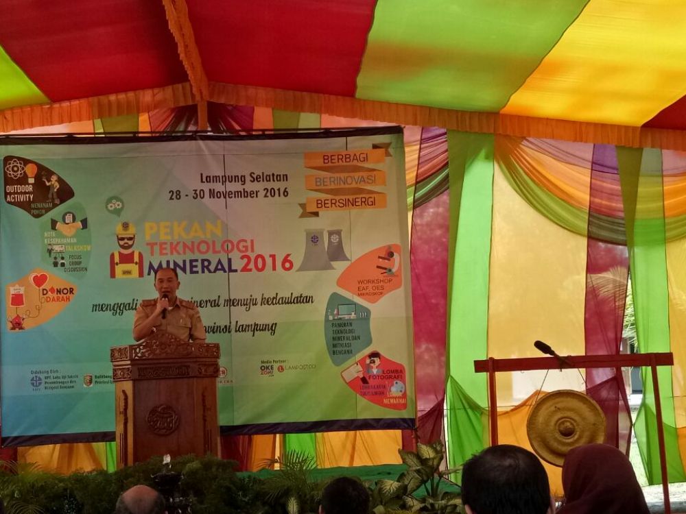 Gallery Pekan teknologi mineral 2016 dan FGD terkait pengolahan mineral, 28-30 Nov 2016 di Balai Penelitian Teknologi Mineral-LIPI. Tanjung Bintang Lampung 1 whatsapp_image_2016_12_07_at_07_36_08