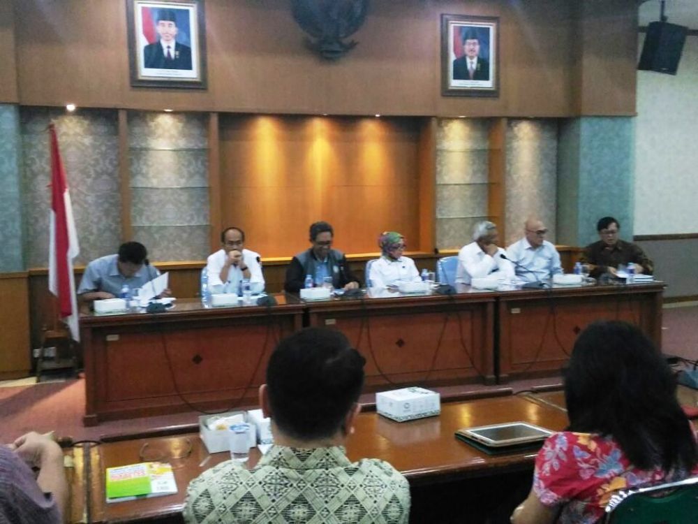 Gallery FGD Ketenagakerjaan di sektor Industri Smelter, Gedung Kemenperin,28 Des 2016 2 whatsapp_image_2016_12_28_at_09_51_01