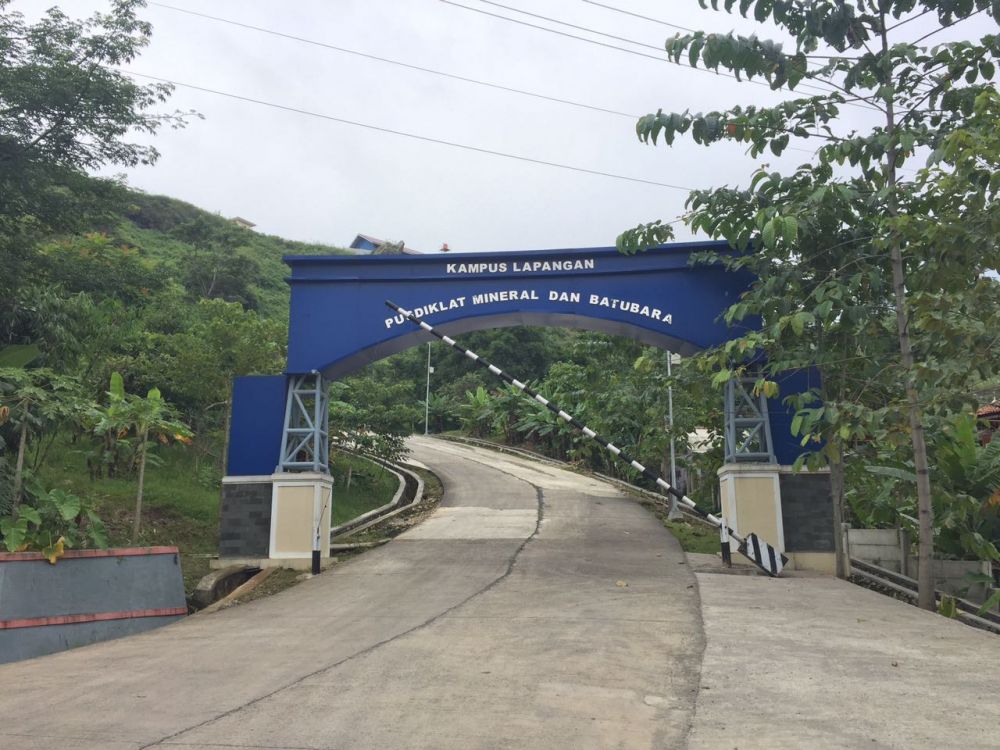 Gallery Kunjungan kerja ke Kampus Lapangan Pusdiklat Mineral dan Batubara (3Feb2017) dalam Rangka perencanaan pelaksanaan Diklat Operator Smelter Tahun 2017 10 whatsapp_image_2017_02_06_at_07_55_44