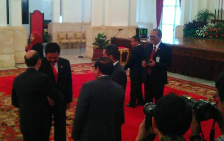 Hari Ini Presiden Jokowi Melantik Ignasius Jonan sebagai Menteri ESDM<br>