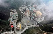 Menteri Luhut Freeport Harus Setuju Divestasi Bangun Smelter