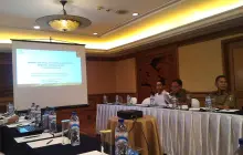 FGD  LPEM UI  manfaat dan kendala program hilirisasi serta tatakelola tambang boksit di Kalimantan barat  di Jakarta 27 Sept16